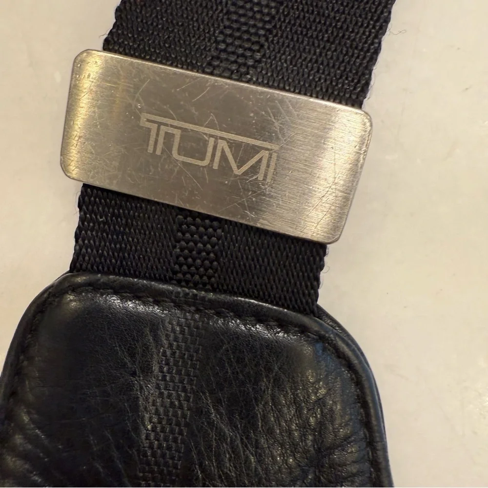 Tumi Shoulder Bag 6923D Bryce Flap Bodybag Cowhide Messenger Grained Leather